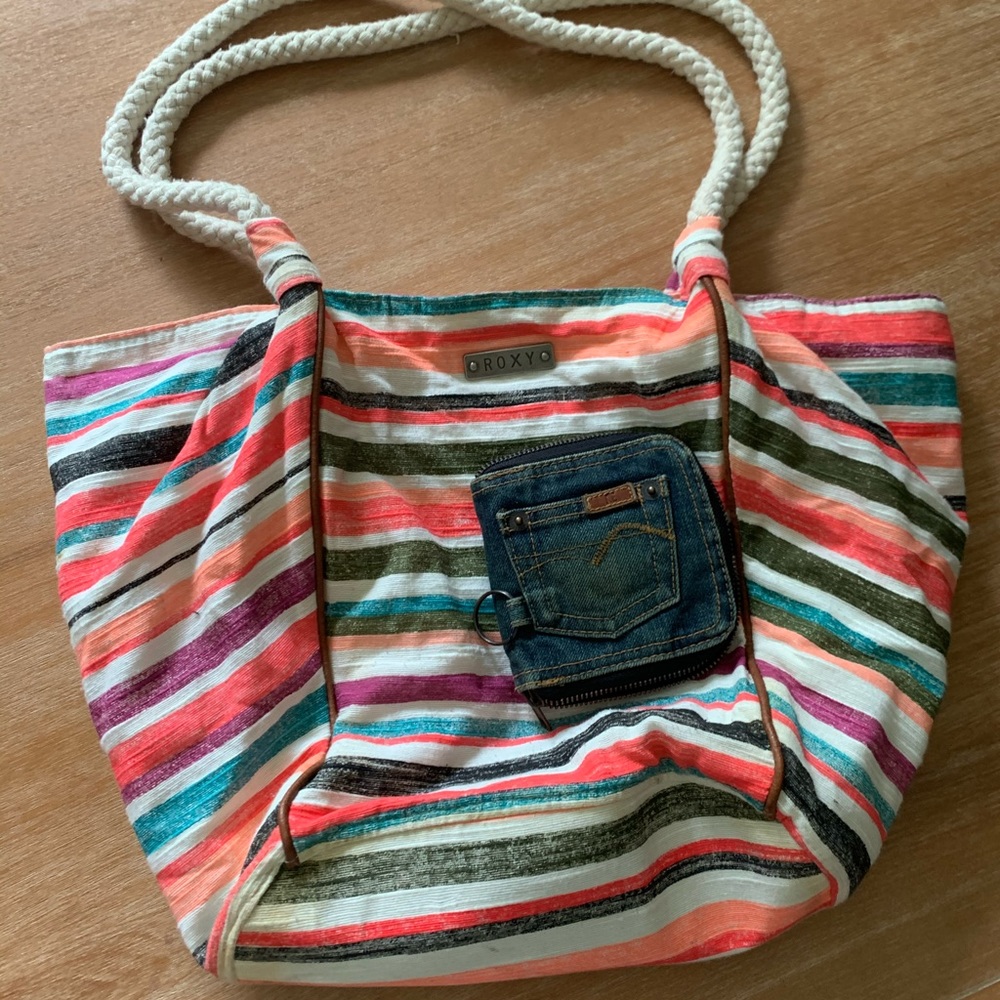 Roxy bag with AE jean wallet